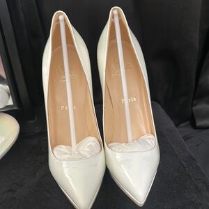 Christian Louboutin Elegant White Pigalle Follies Heels size 38 US 8